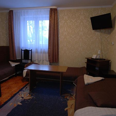 פיאזשנו Hotel La-Musica מראה חיצוני תמונה