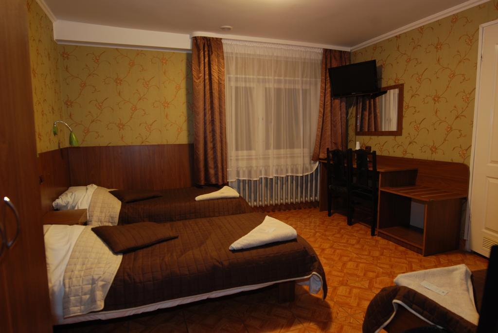 פיאזשנו Hotel La-Musica מראה חיצוני תמונה